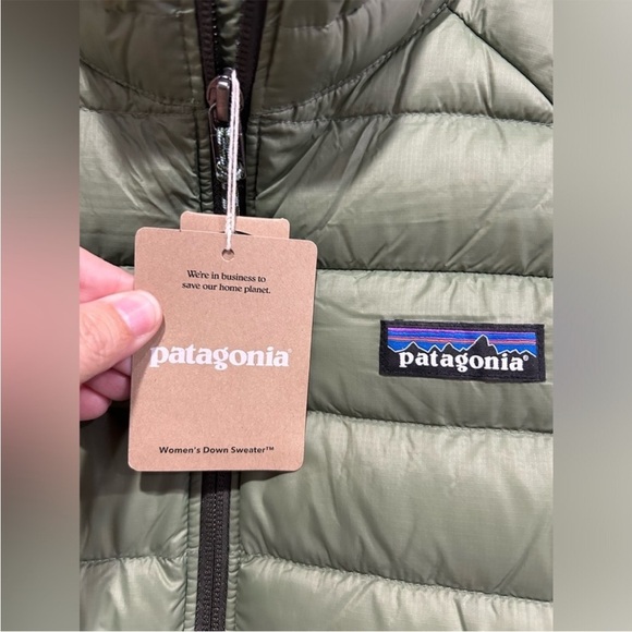 Patagonia Women’s XXL Down Sweater Puffer Jacket Terrain Green NWT Puff - Picture 5 of 11